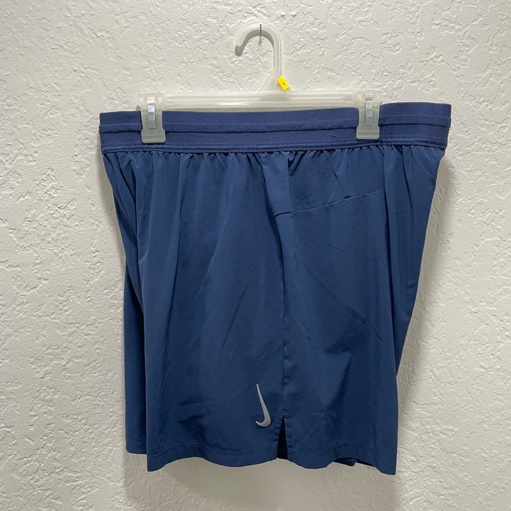 ‼️ Nike Dri-Fit Blue Yoga Shorts Size XL ‼️